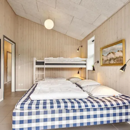 Holiday home Amazing In With Kitchen *
