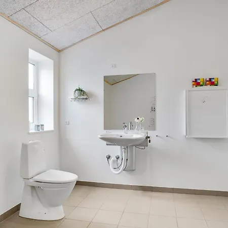 Casa de Férias Amazing In With Kitchen Hadsund